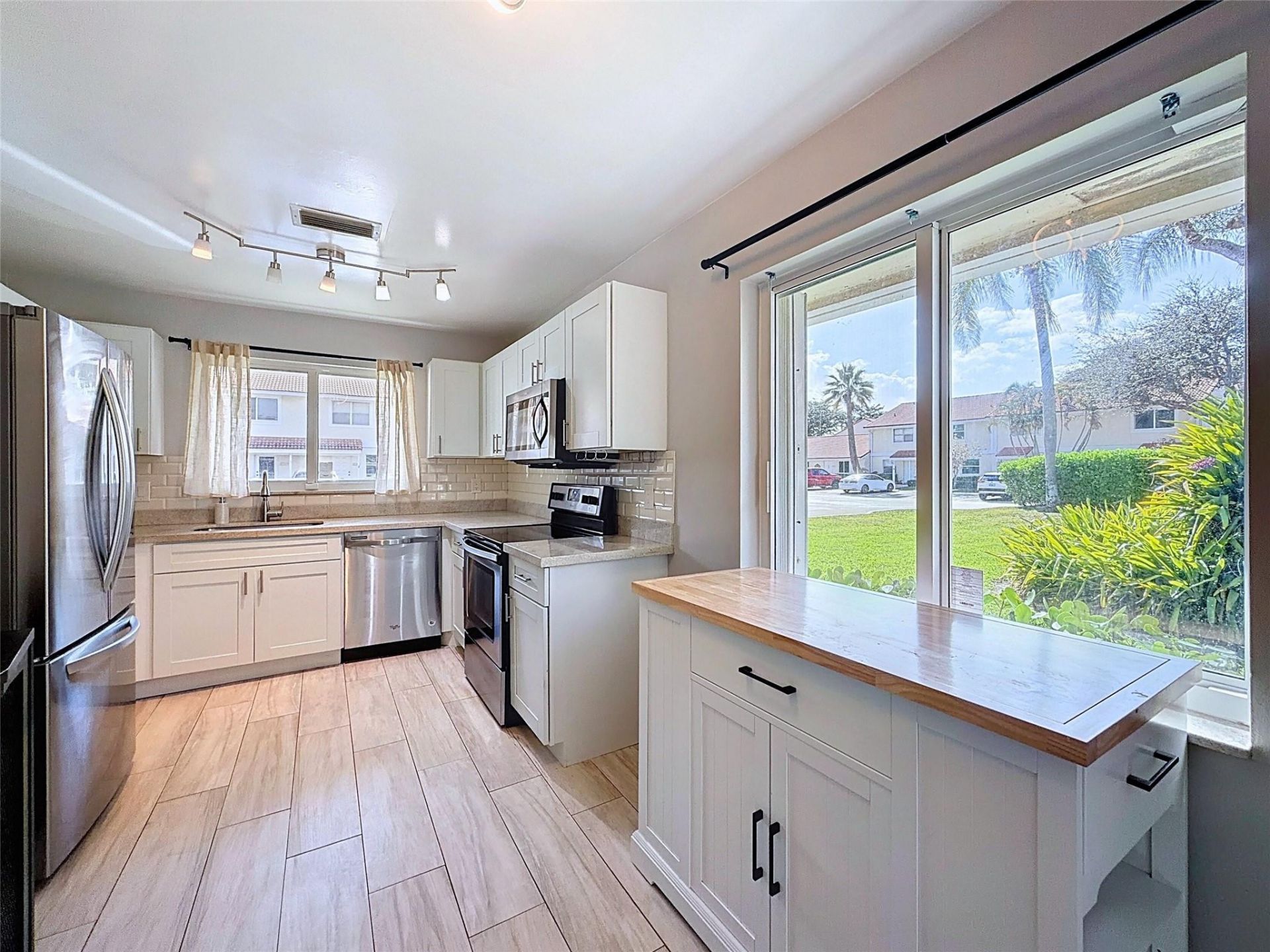 6361 Walk Circle, Boca Raton, FL 33433 Photo