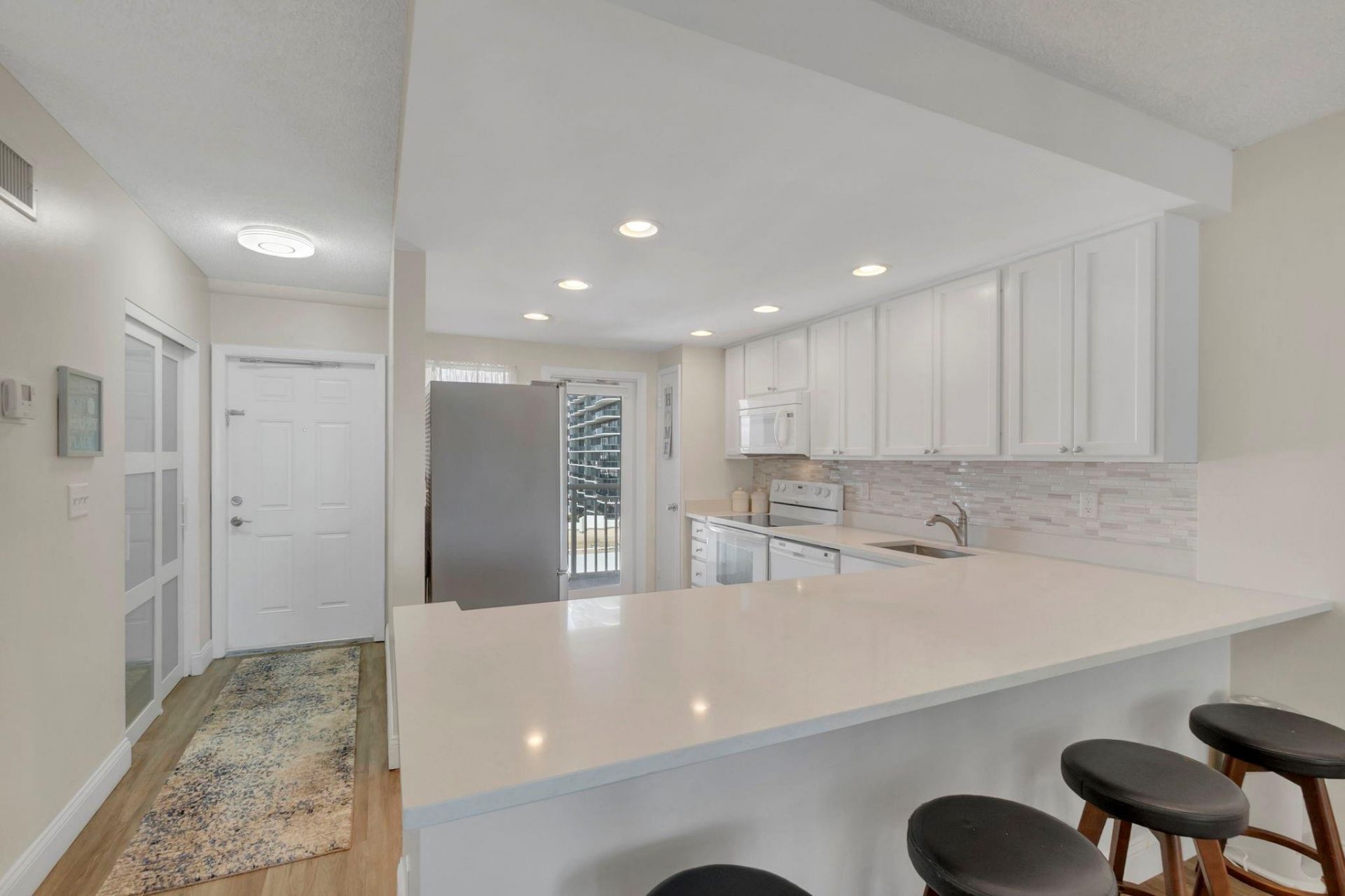 750 N Ocean Boulevard, Unit 1105, Pompano Beach, FL 33062 Photo