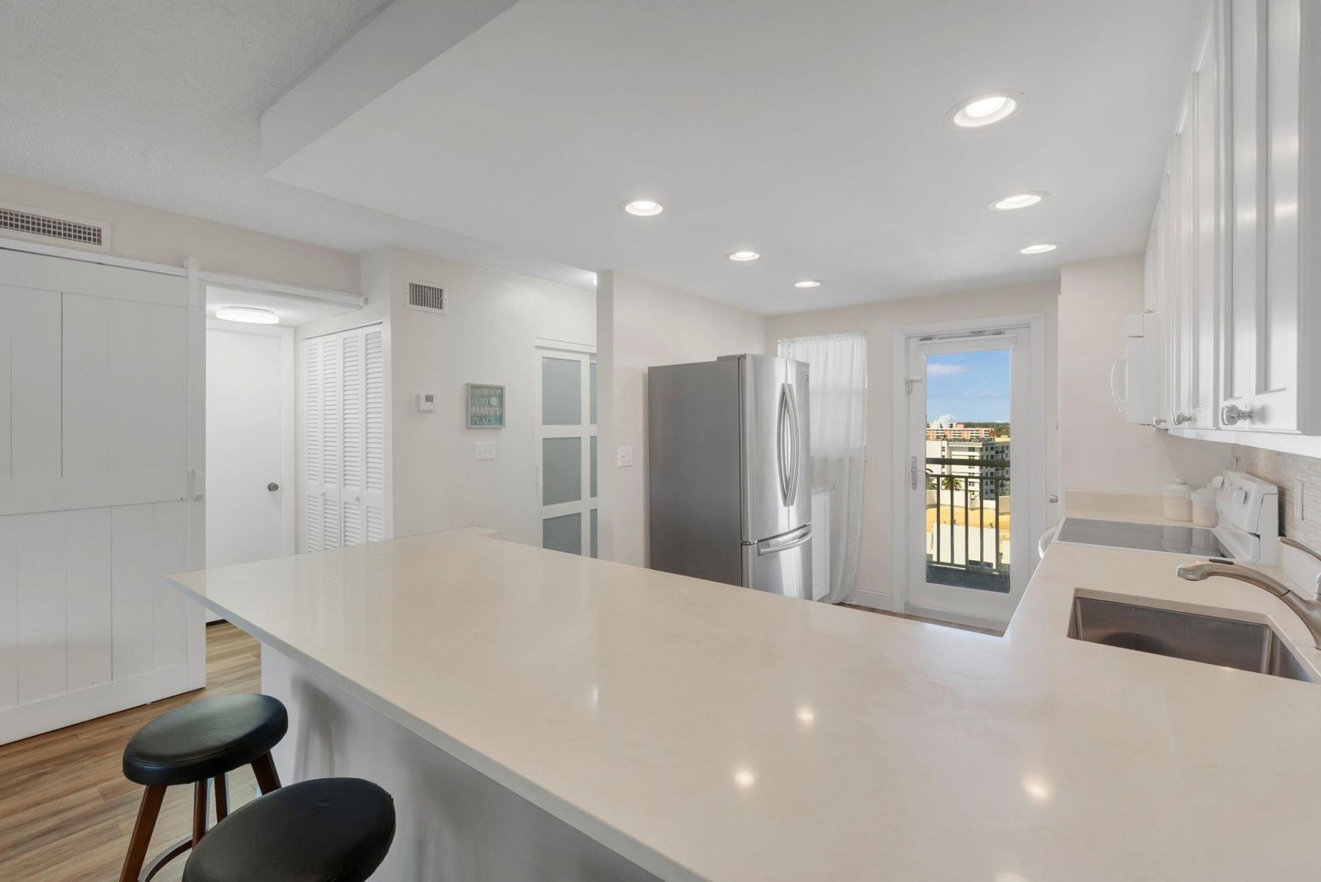 750 N Ocean Boulevard, Unit 1105, Pompano Beach, FL 33062 Photo