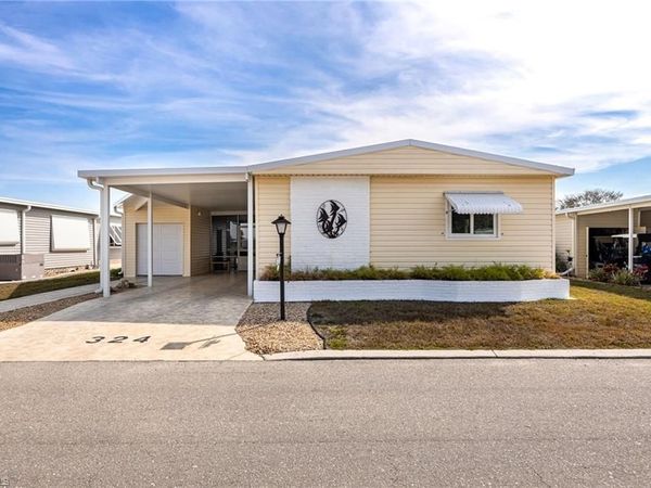324 Nicklaus BLVD, NORTH FORT MYERS, FL 33903