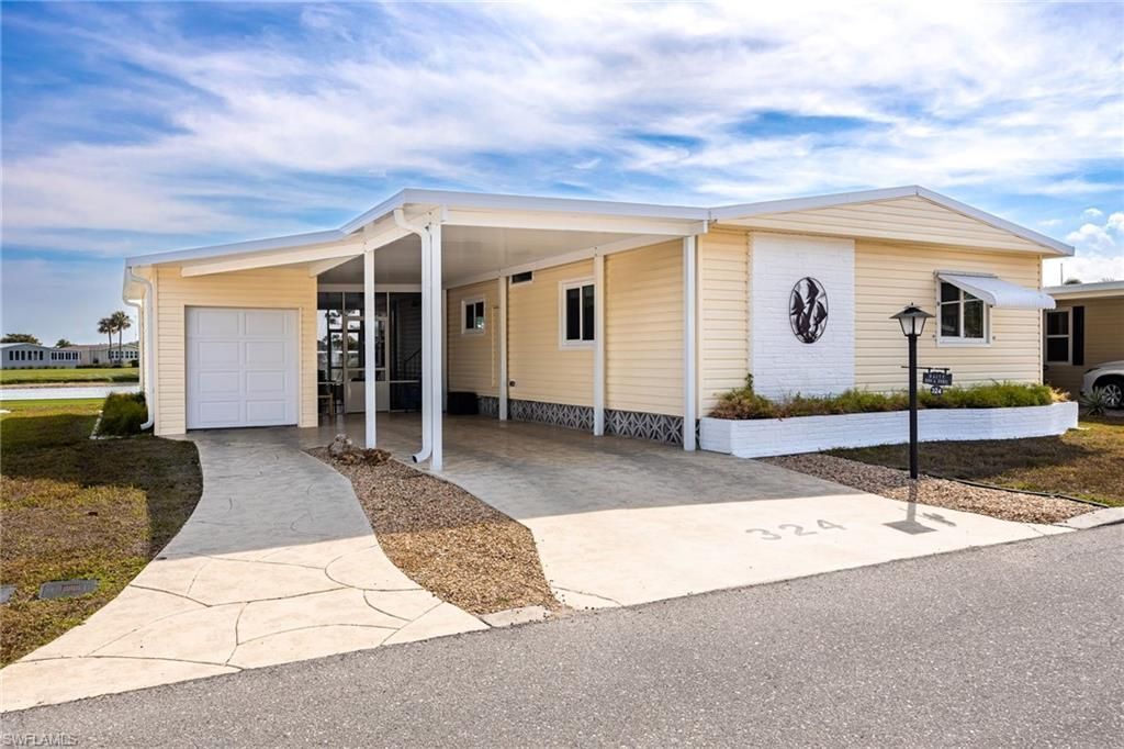324 Nicklaus Blvd, North Fort Myers, FL 33903 Photo