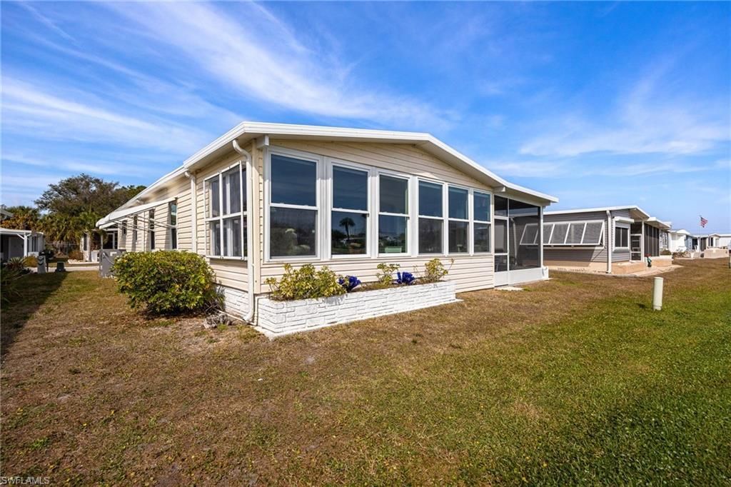 324 Nicklaus Blvd, North Fort Myers, FL 33903 Photo