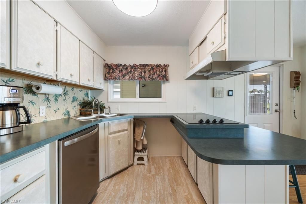 324 Nicklaus Blvd, North Fort Myers, FL 33903 Photo