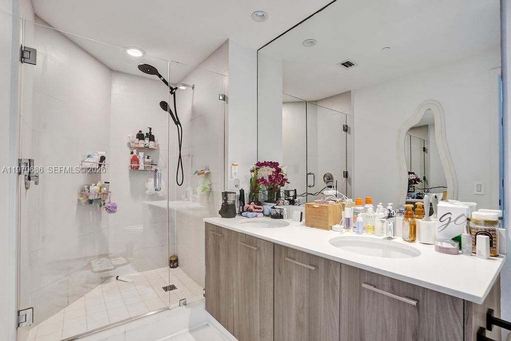 501 NE 31st St , Unit 3306, Miami, FL 33137 Photo