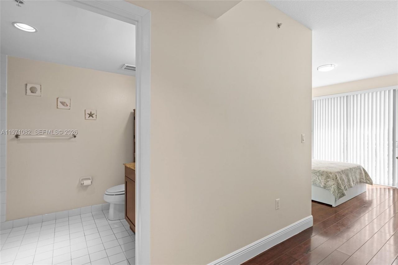 7275 SW 90th Way, Unit 404, Miami, FL 33156 Photo