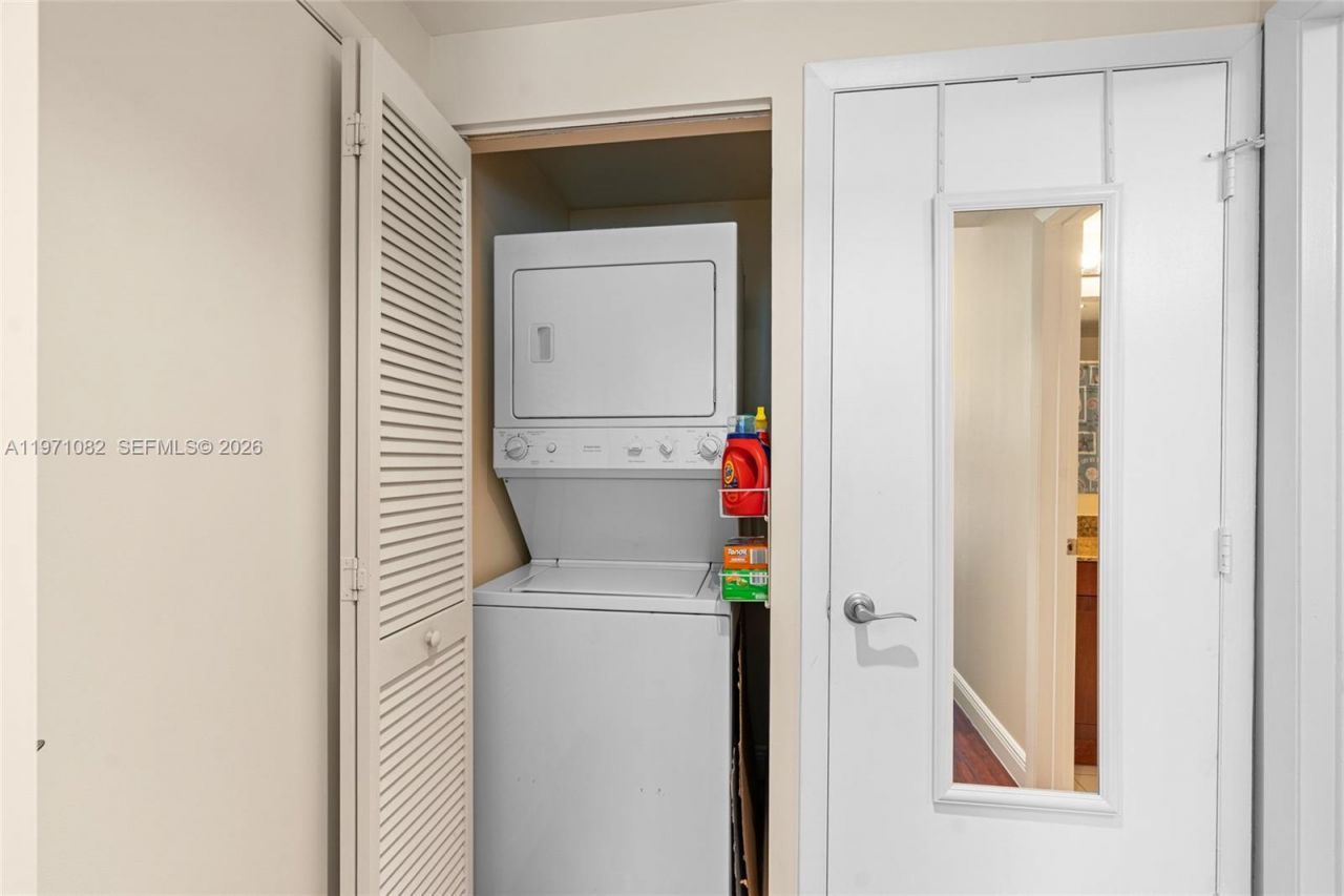 7275 SW 90th Way, Unit 404, Miami, FL 33156 Photo