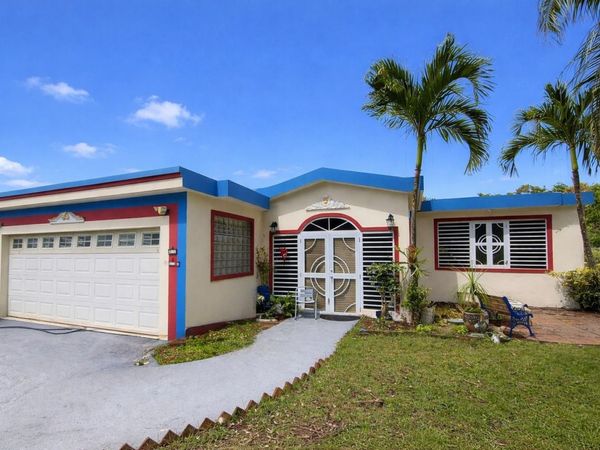 KM 2.4 CAMINO ALGARROBO BUENA VISTA WARD, BAYAMON, PR 00956