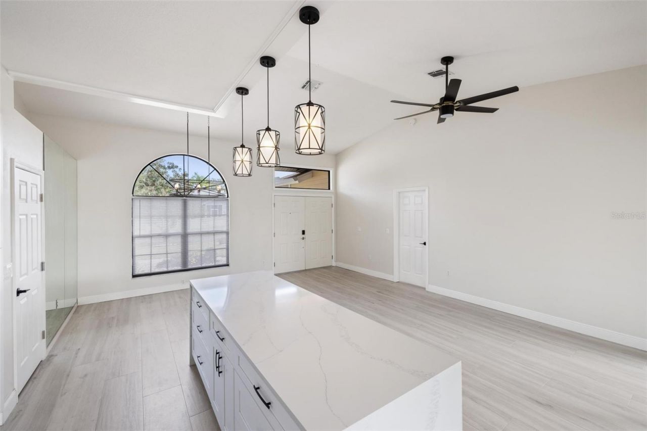 4608 Vintage Drive, Sarasota, FL 34243 Photo