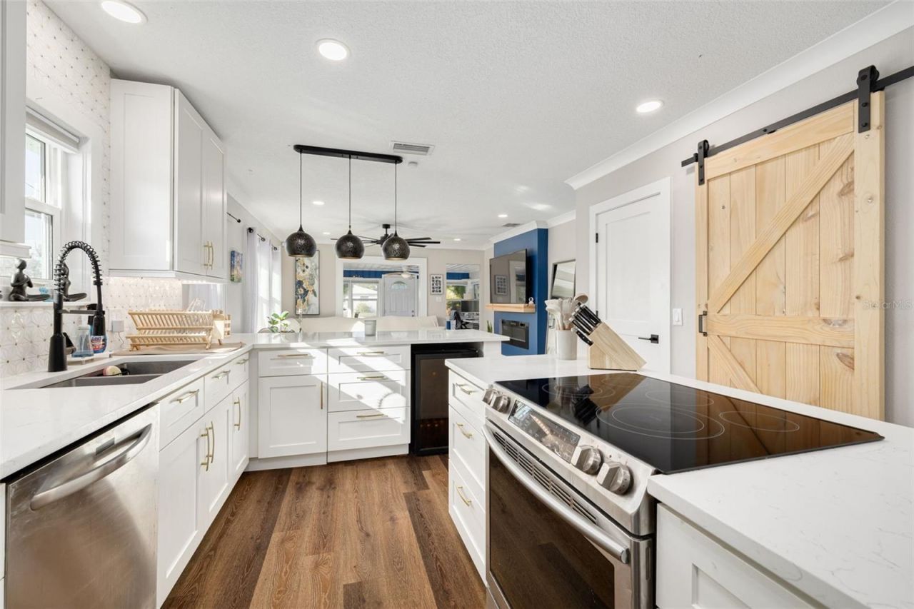 3662 5th Avenue S, Saint Petersburg, FL 33711 Photo