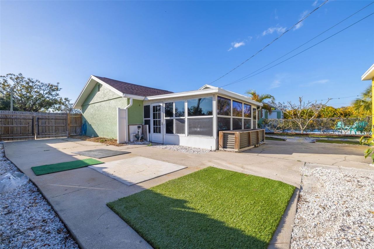 3662 5th Avenue S, Saint Petersburg, FL 33711 Photo