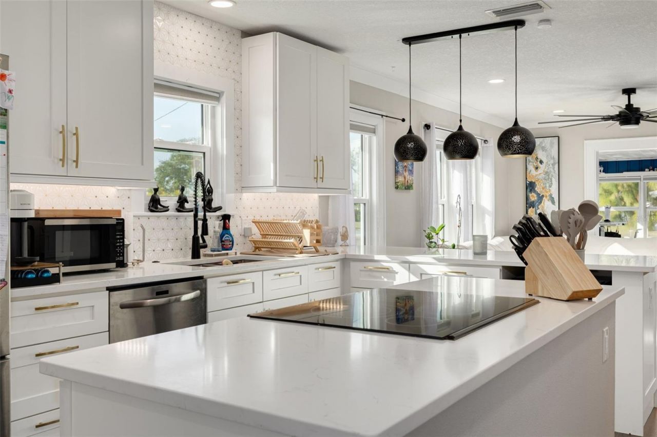 3662 5th Avenue S, Saint Petersburg, FL 33711 Photo