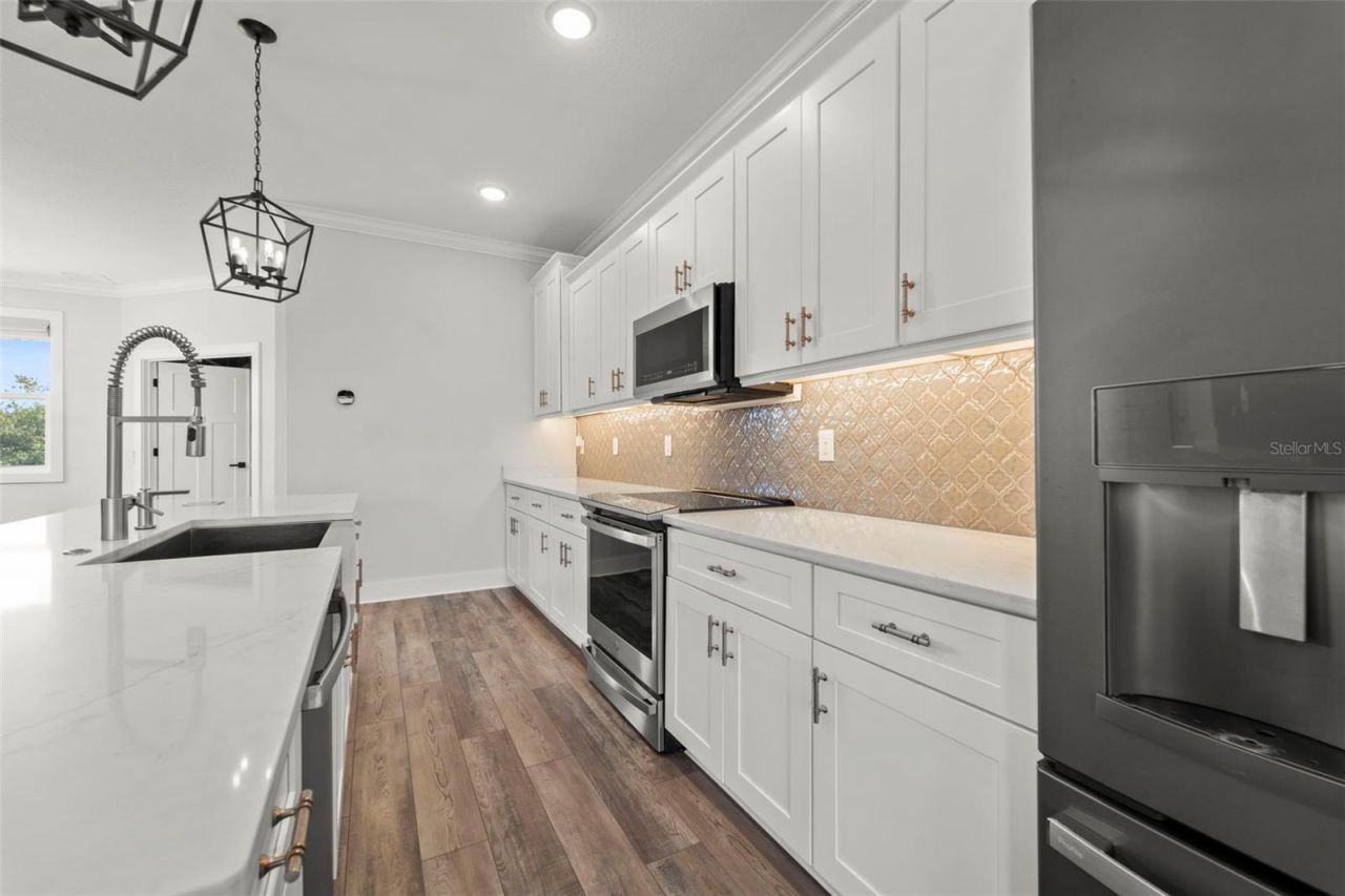 1299 Savona Drive Ne, Saint Petersburg, FL 33702 Photo