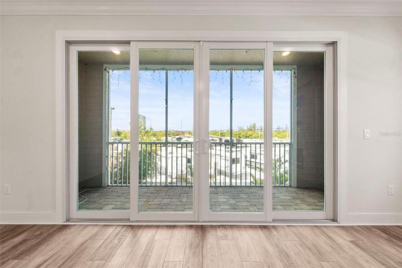 1299 Savona Drive Ne, Saint Petersburg, FL 33702 Photo