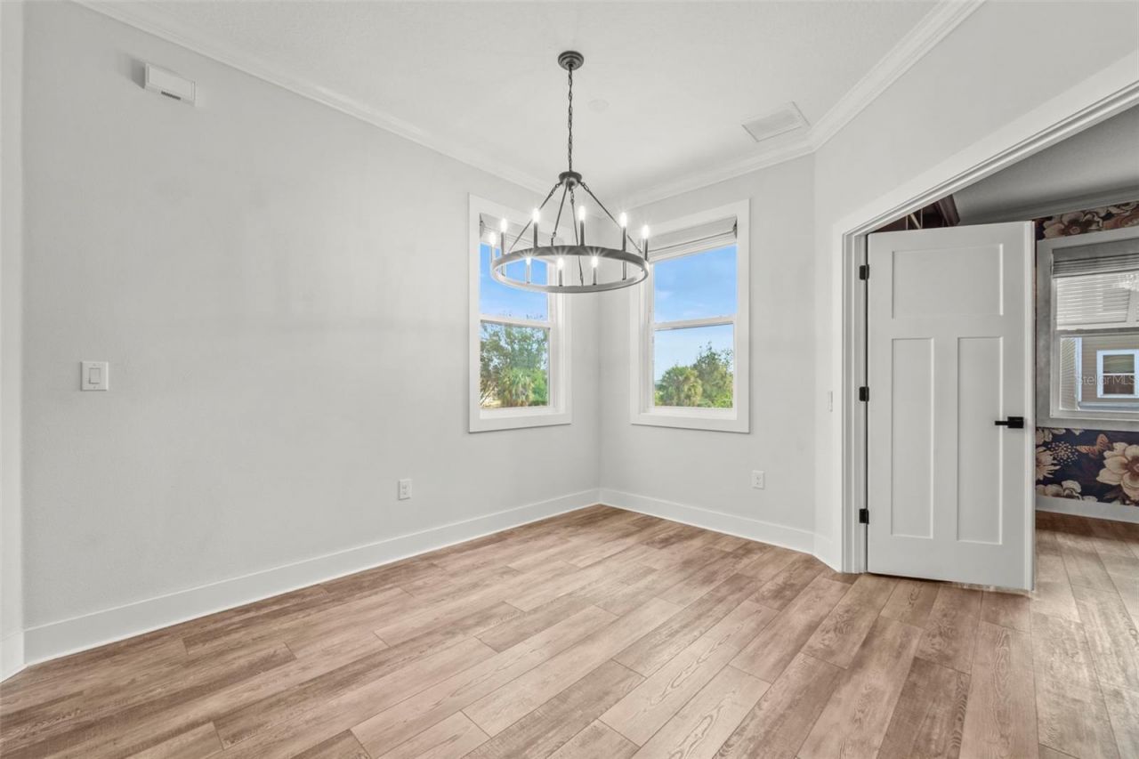 1299 Savona Drive Ne, Saint Petersburg, FL 33702 Photo