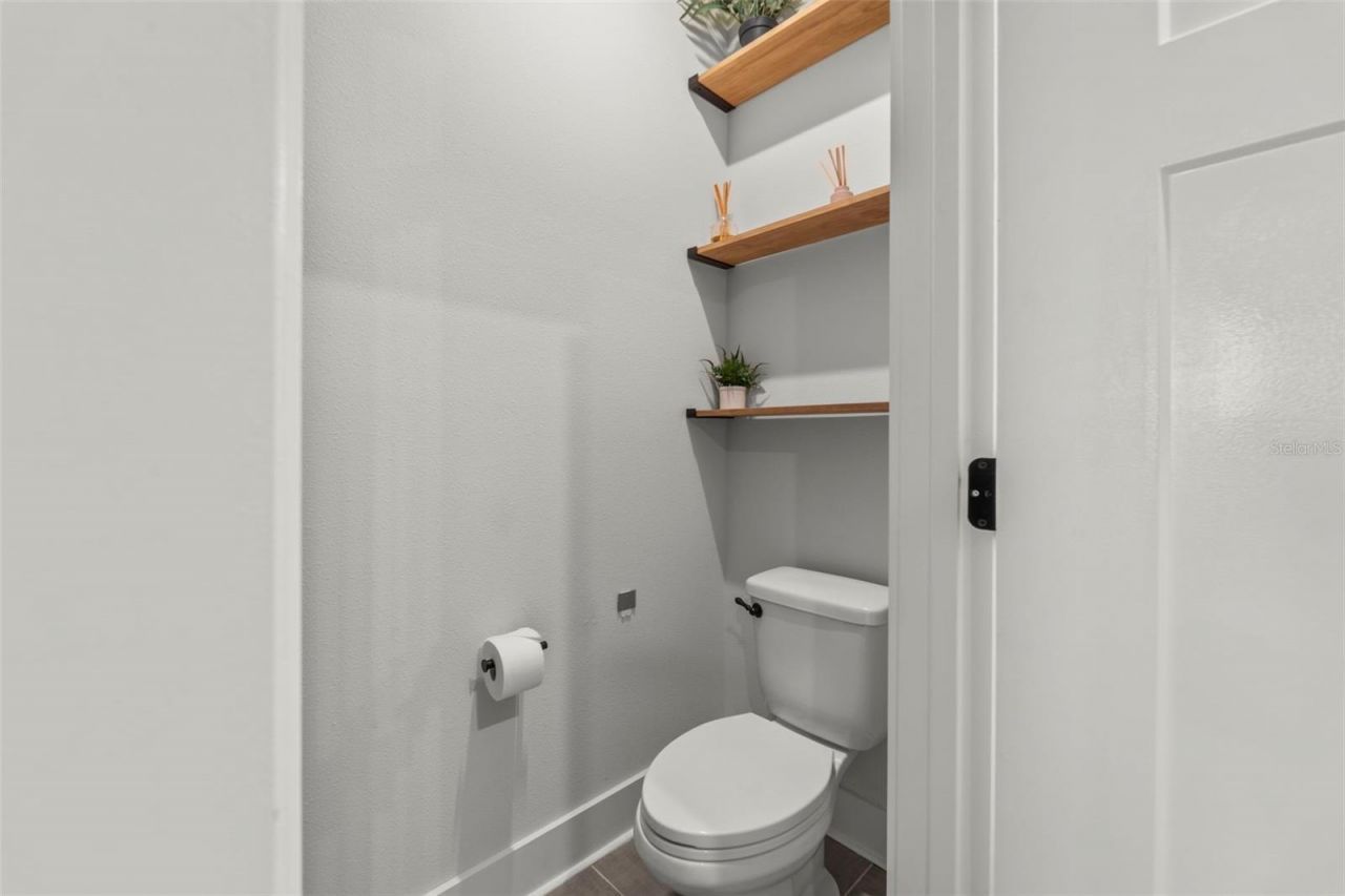 1299 Savona Drive Ne, Saint Petersburg, FL 33702 Photo