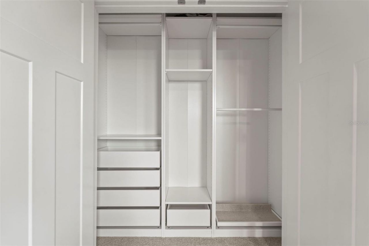 1299 Savona Drive Ne, Saint Petersburg, FL 33702 Photo