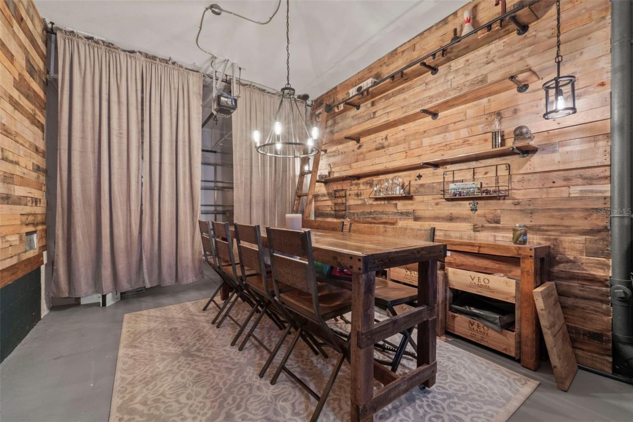 1299 Savona Drive Ne, Saint Petersburg, FL 33702 Photo