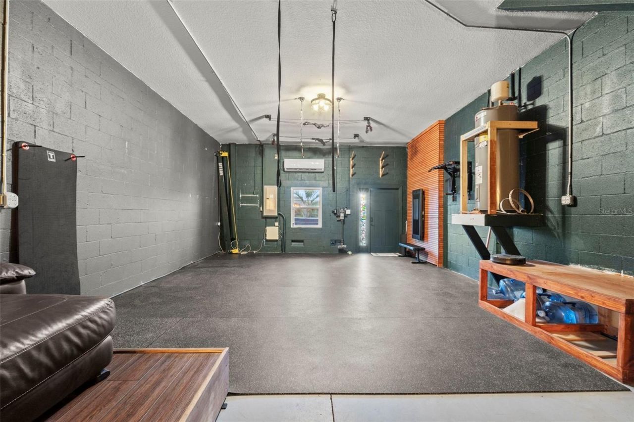 1299 Savona Drive Ne, Saint Petersburg, FL 33702 Photo