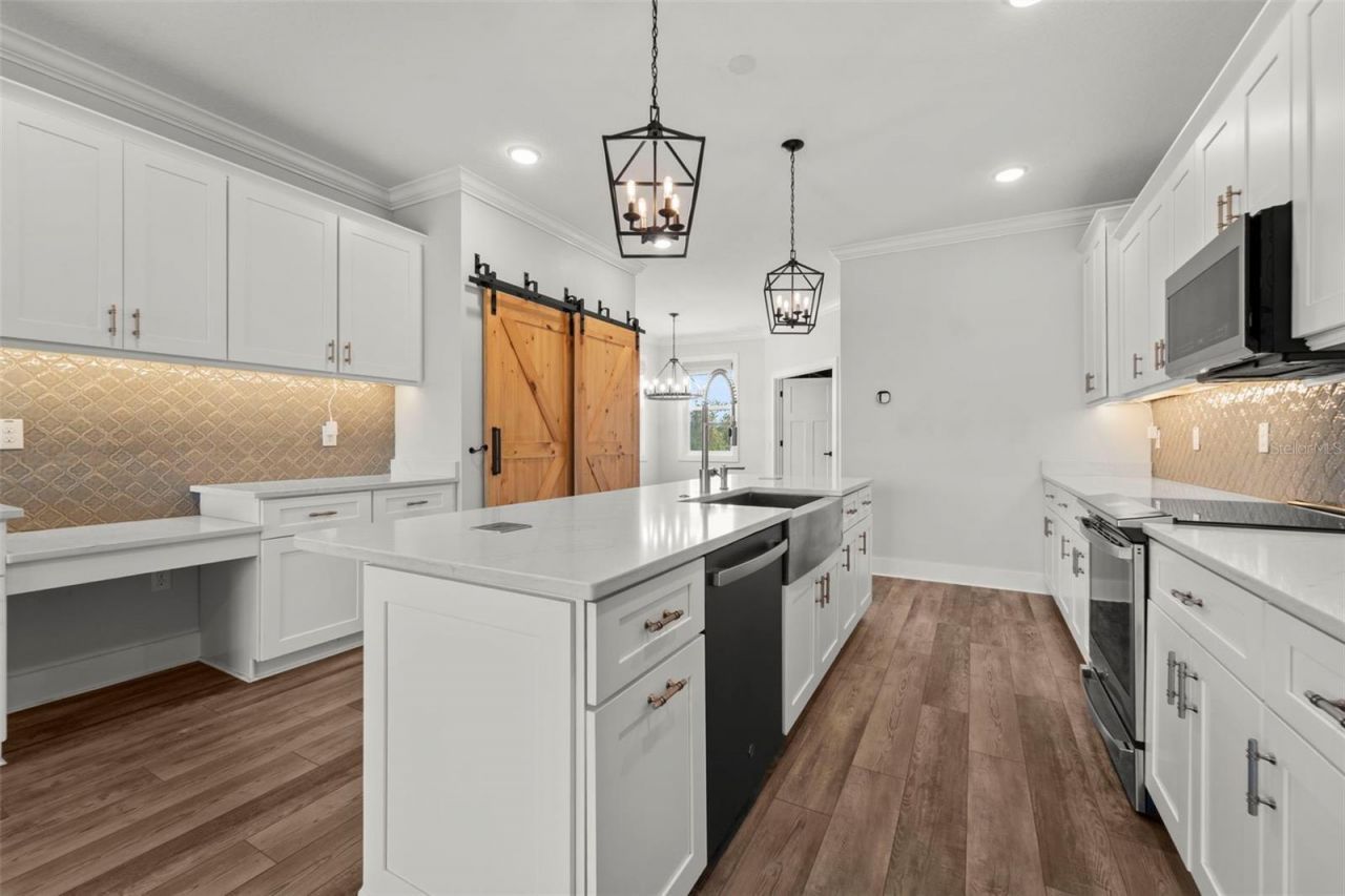 1299 Savona Drive Ne, Saint Petersburg, FL 33702 Photo