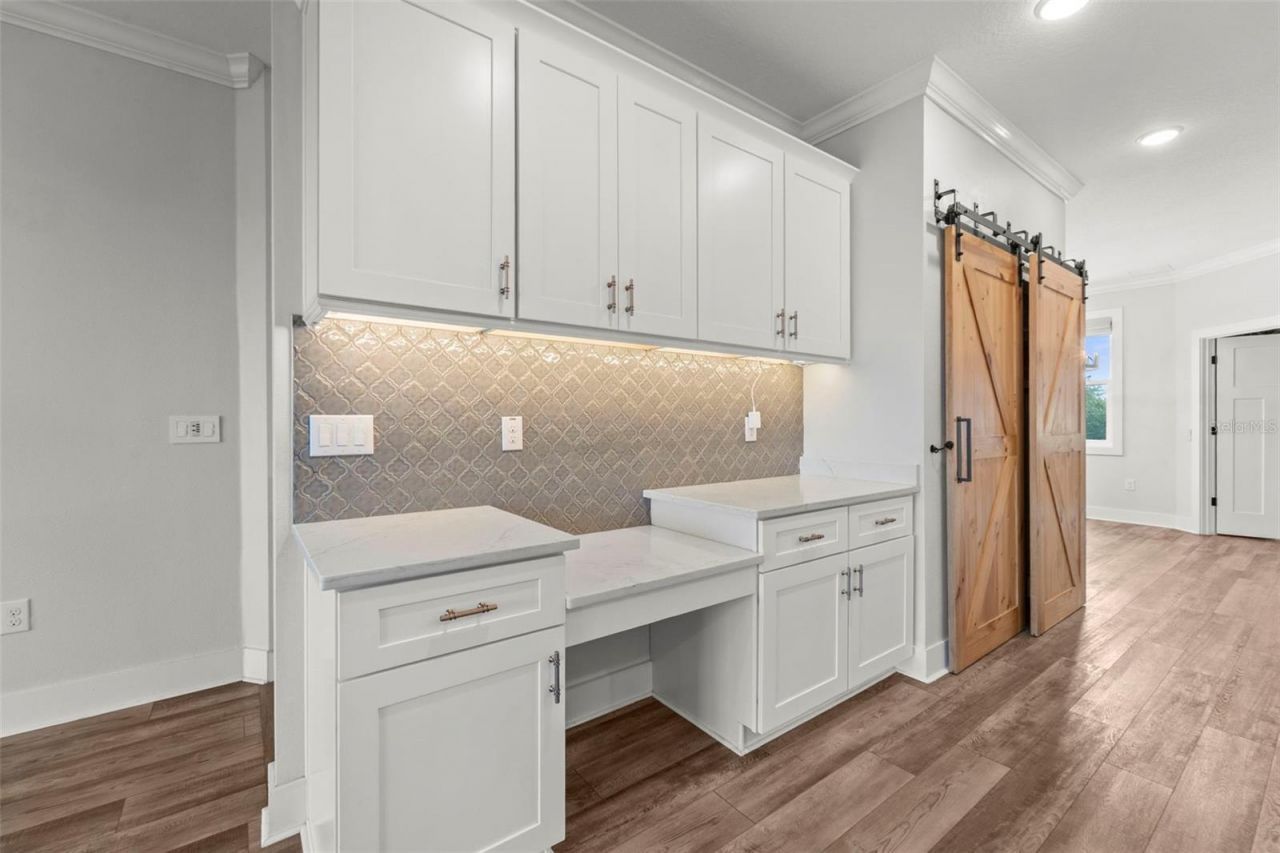 1299 Savona Drive Ne, Saint Petersburg, FL 33702 Photo