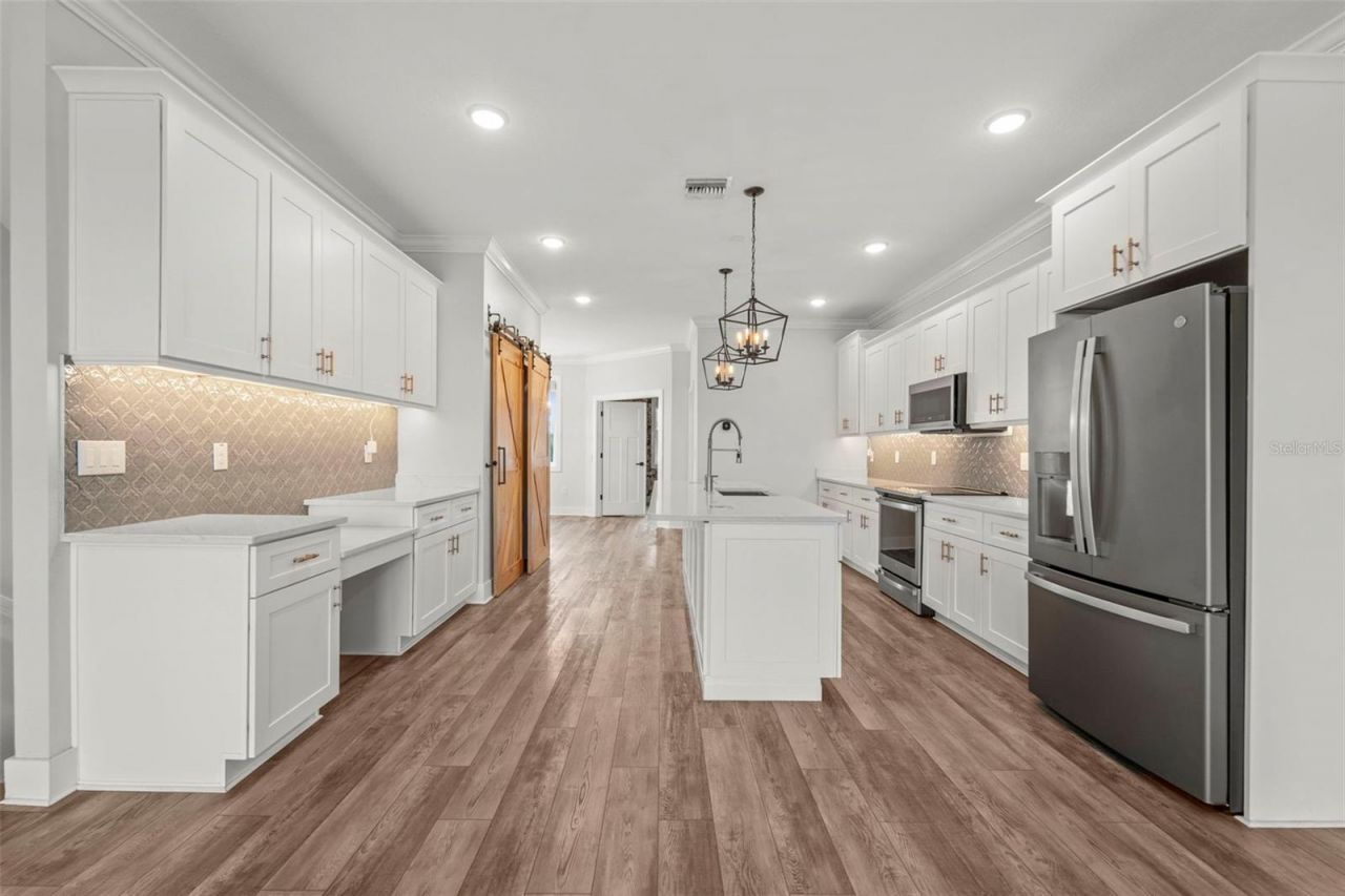 1299 Savona Drive Ne, Saint Petersburg, FL 33702 Photo