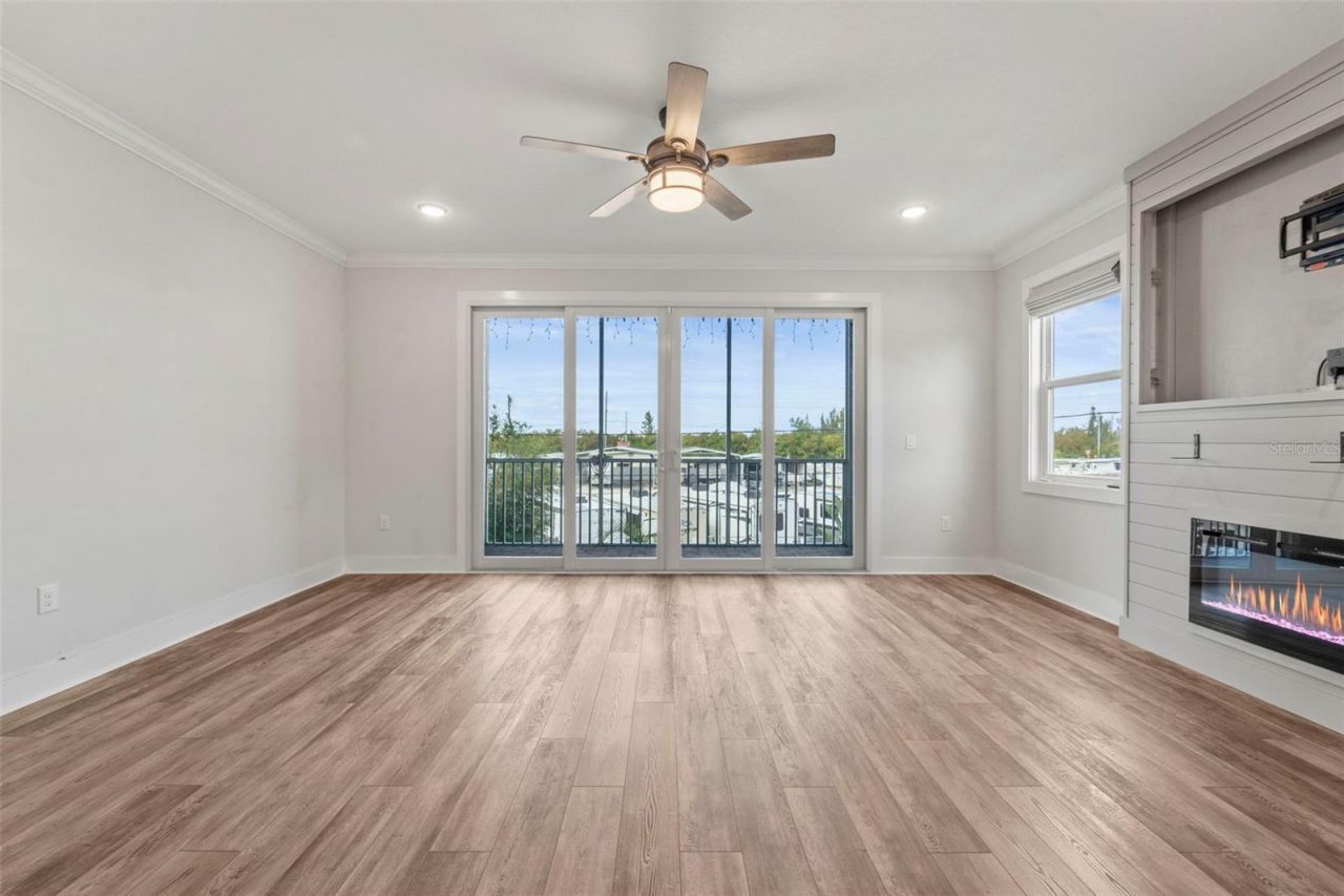 1299 Savona Drive Ne, Saint Petersburg, FL 33702 Photo