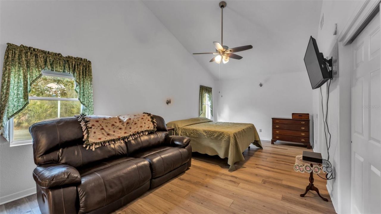 6400 Forestwood Drive E, Lakeland, FL 33811 Photo