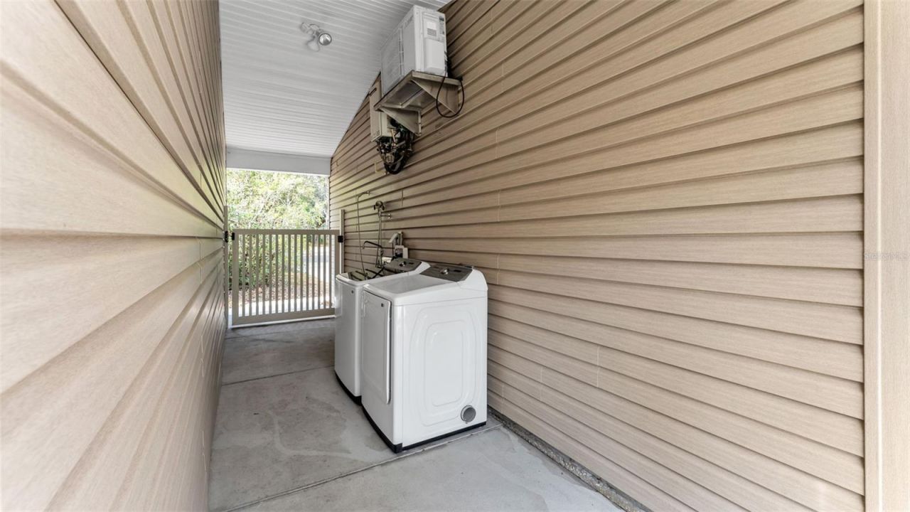 6400 Forestwood Drive E, Lakeland, FL 33811 Photo