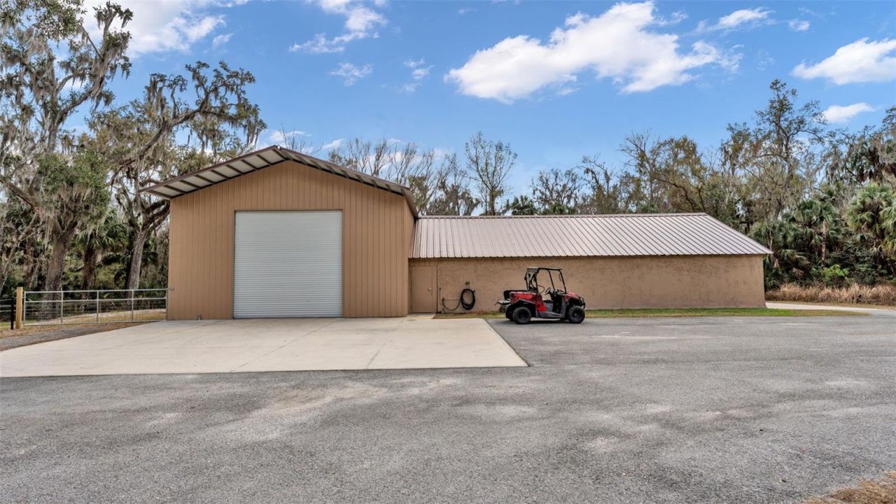 6400 Forestwood Drive E, Lakeland, FL 33811 Photo