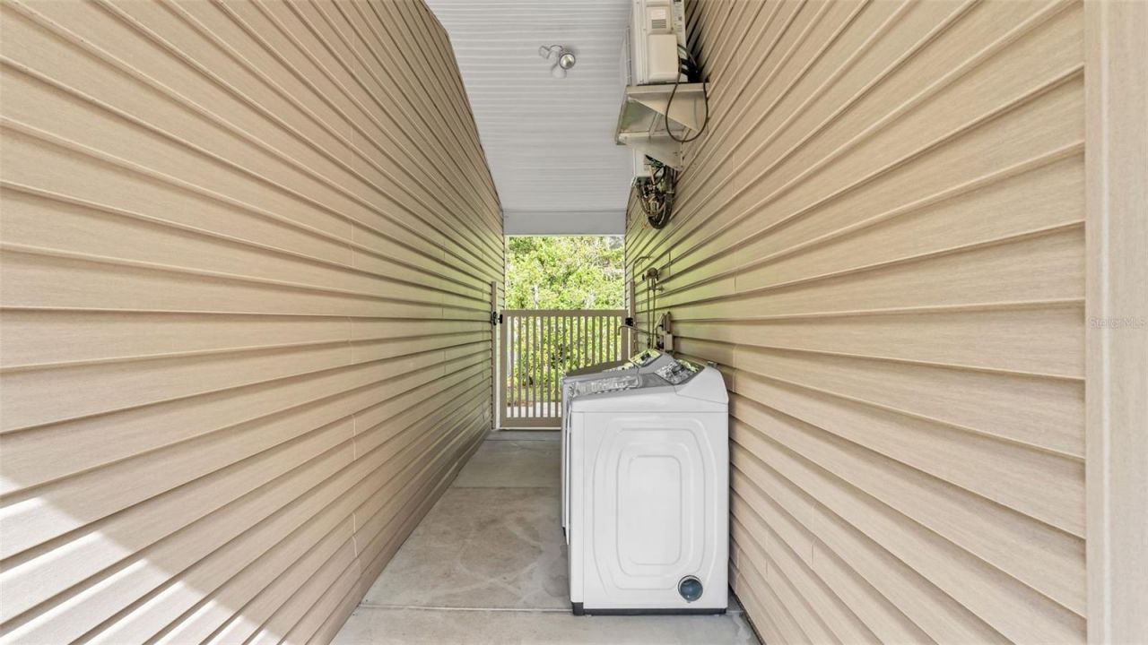 6400 Forestwood Drive E, Lakeland, FL 33811 Photo
