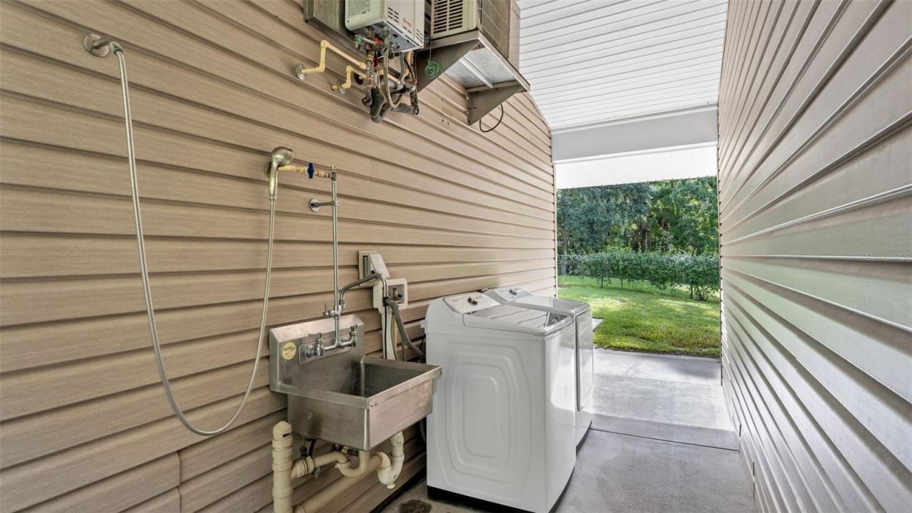 6400 Forestwood Drive E, Lakeland, FL 33811 Photo