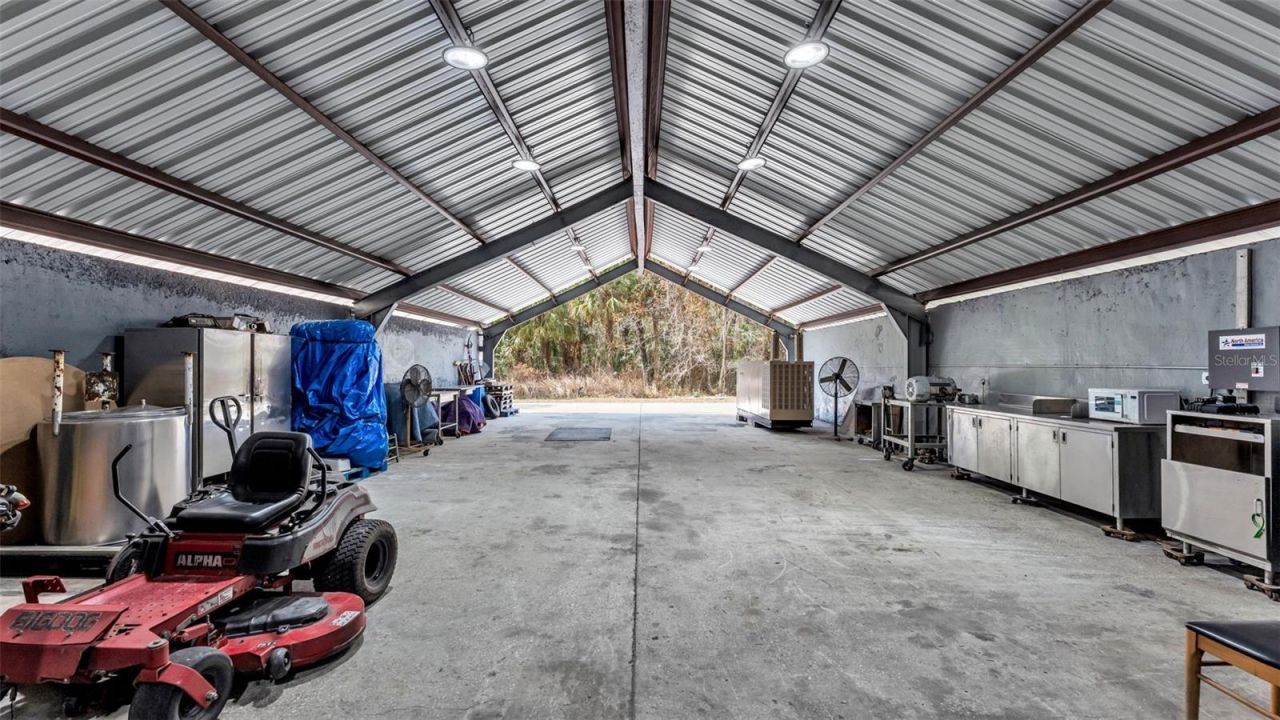 6400 Forestwood Drive E, Lakeland, FL 33811 Photo