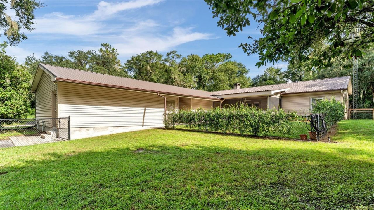 6400 Forestwood Drive E, Lakeland, FL 33811 Photo