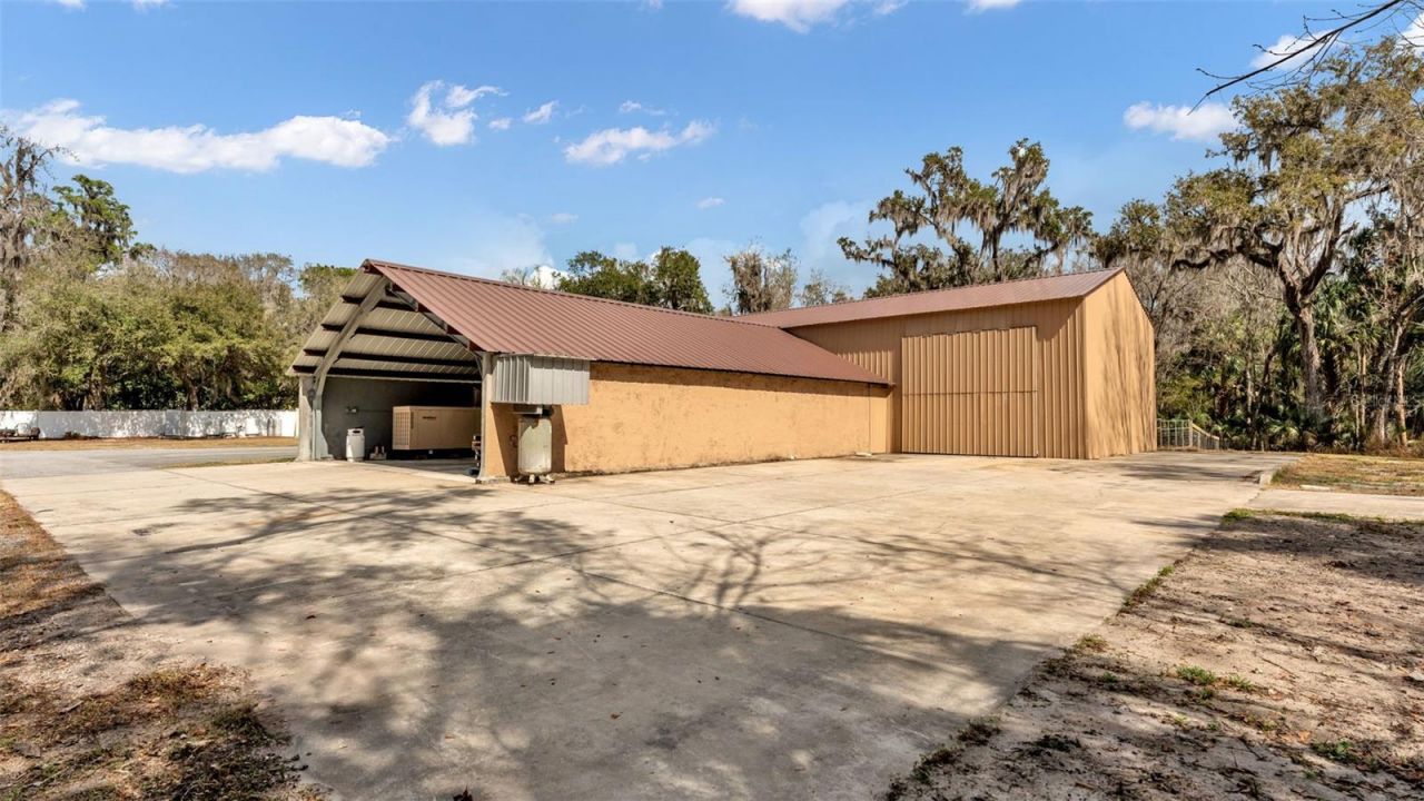 6400 Forestwood Drive E, Lakeland, FL 33811 Photo