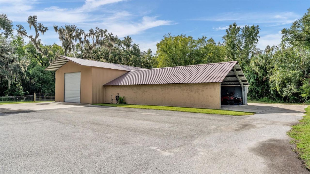 6400 Forestwood Drive E, Lakeland, FL 33811 Photo