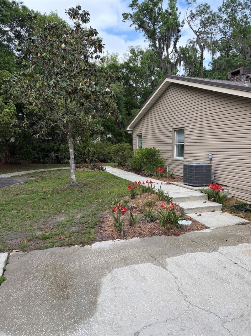 6400 Forestwood Drive E, Lakeland, FL 33811 Photo
