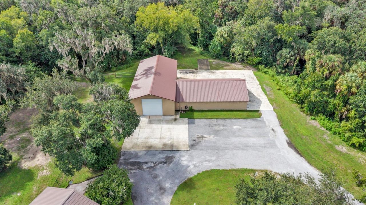 6400 Forestwood Drive E, Lakeland, FL 33811 Photo