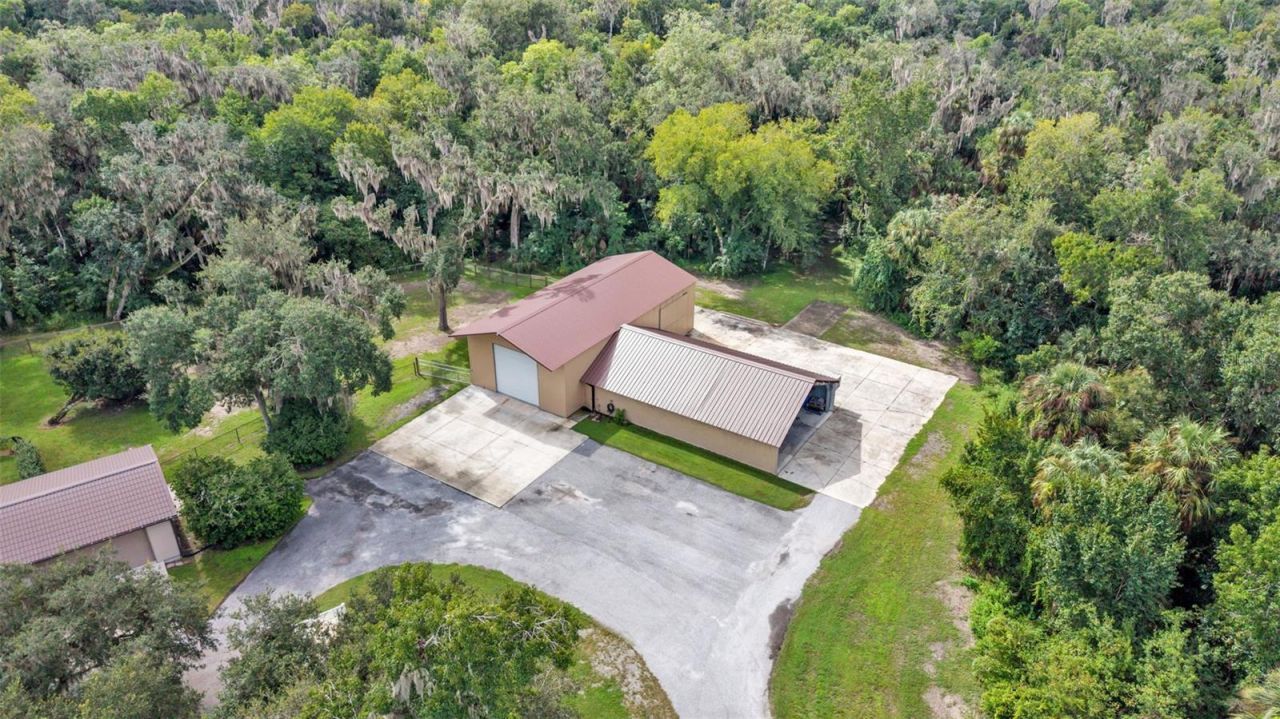 6400 Forestwood Drive E, Lakeland, FL 33811 Photo