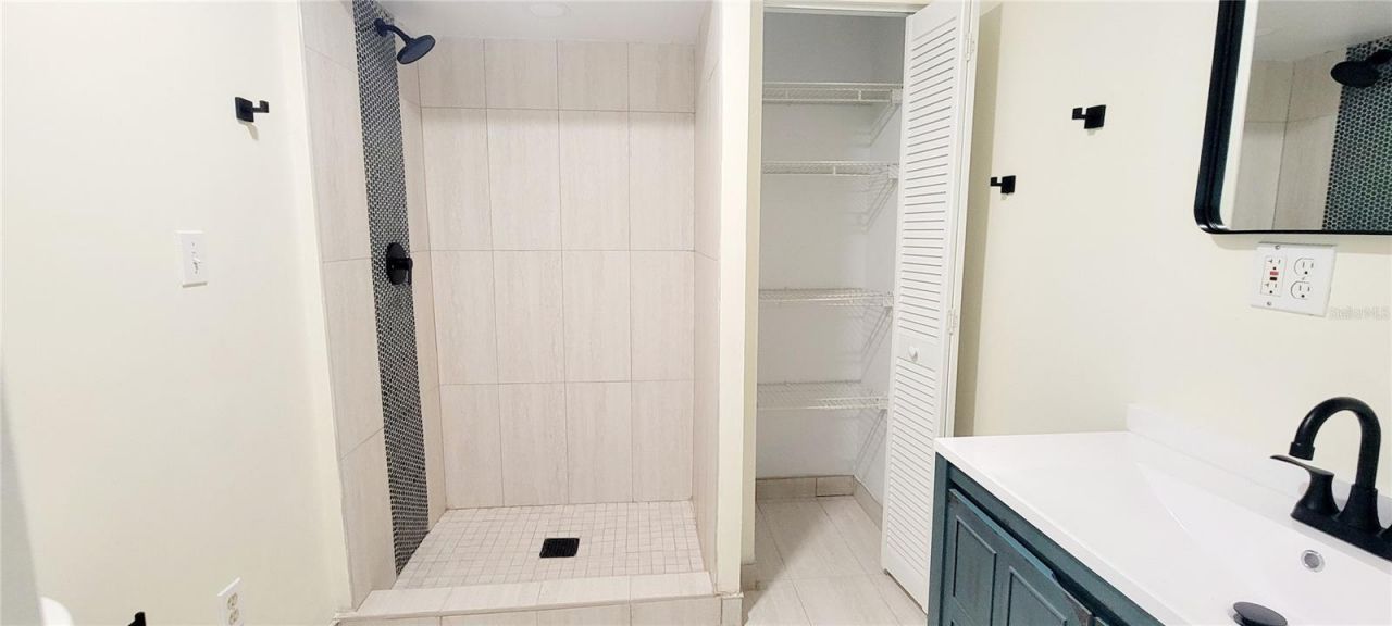 3775 40th Lane S, Unit L, Saint Petersburg, FL 33711 Photo