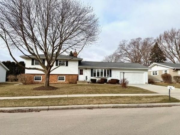 352 Miller Street, Sun Prairie, WI 53590