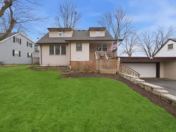 9307 ETHYL Lane, Tinley Park, IL 60477