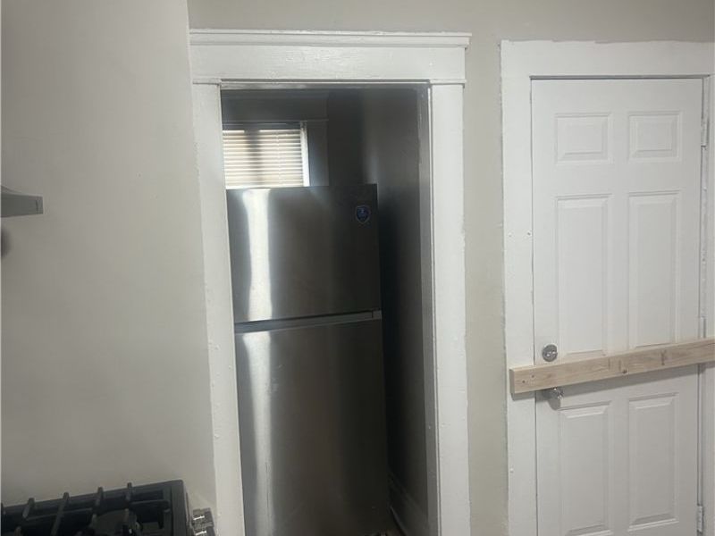 13813 Kelso Avenue, Cleveland, OH 44110 Photo 10