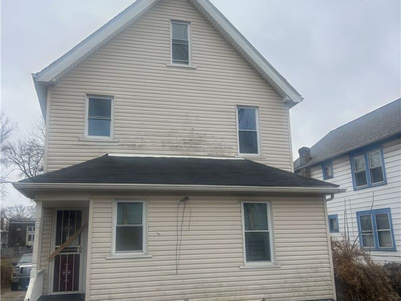 13813 Kelso Avenue, Cleveland, OH 44110 Photo 2