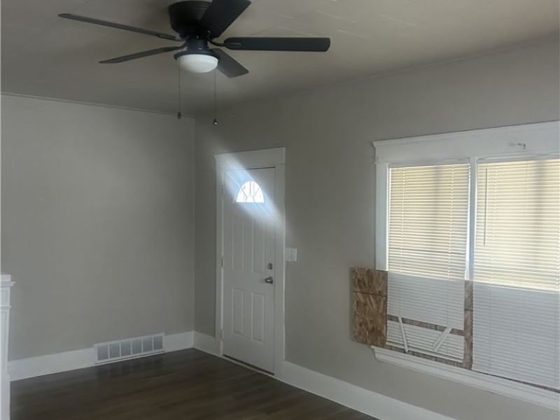 13813 Kelso Avenue, Cleveland, OH 44110 Photo 4