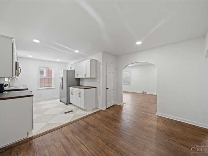 7158 Dunn Road, Anderson Twp, OH 45230 Photo 28