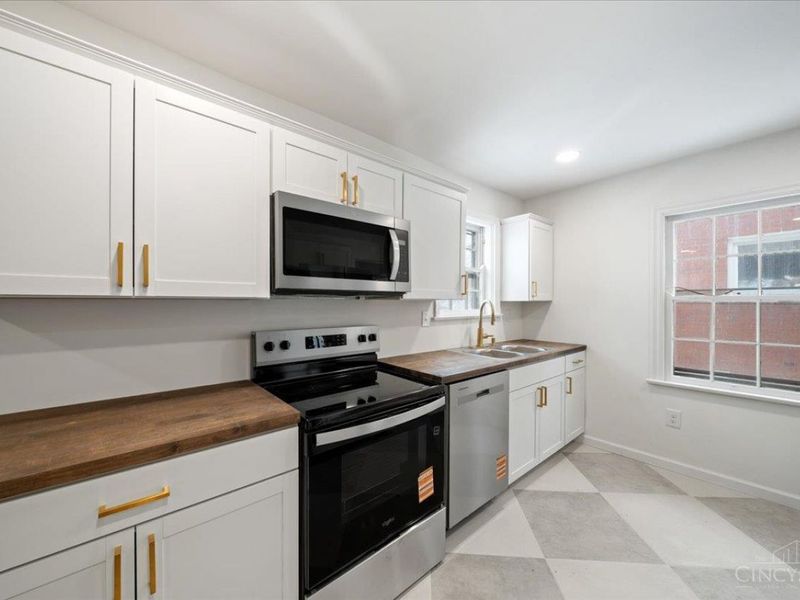 7158 Dunn Road, Anderson Twp, OH 45230 Photo 31