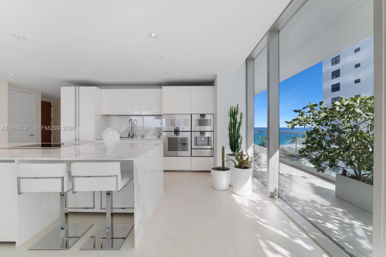 10201 Collins Ave, Unit 611, Bal Harbour, FL 33154 Photo