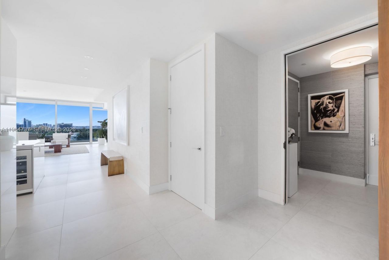 10201 Collins Ave, Unit 611, Bal Harbour, FL 33154 Photo