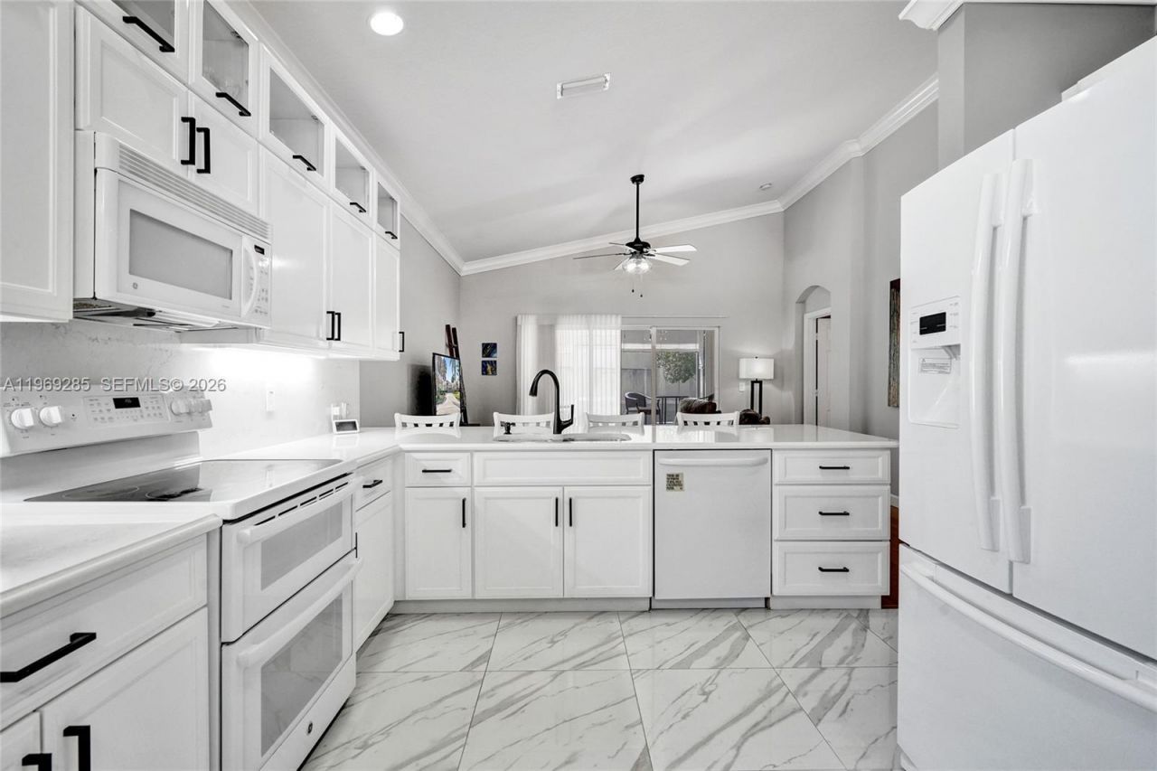 4072 NW 62nd Ct , Coconut Creek, FL 33073 Photo