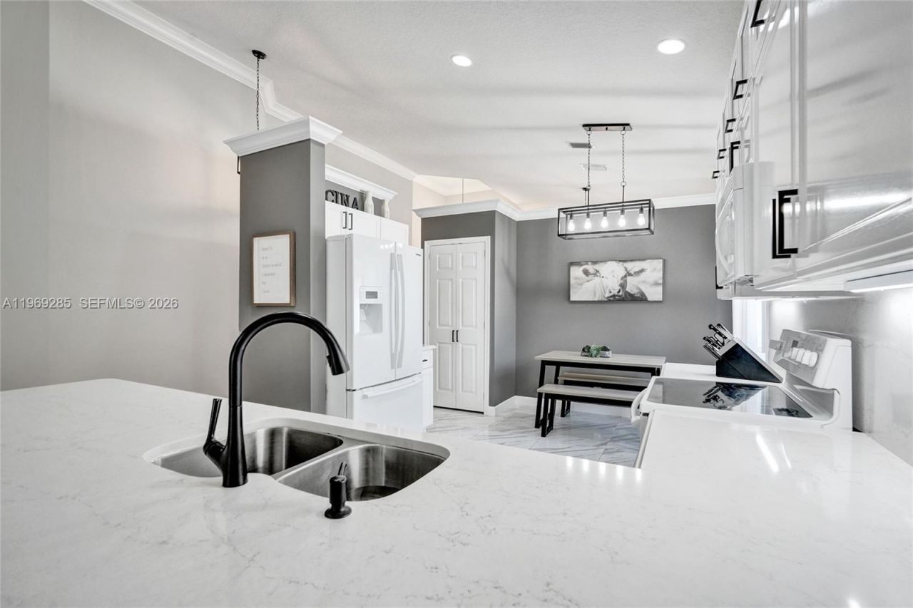 4072 NW 62nd Ct , Coconut Creek, FL 33073 Photo